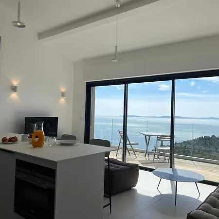 5* With Panoramic Sea View, Hammam, Pool-spa Daire