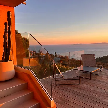 Daire 5* With Panoramic Sea View, Hammam, Pool-spa *
