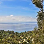 Nest * Le Rayol-Canadel-sur-Mer